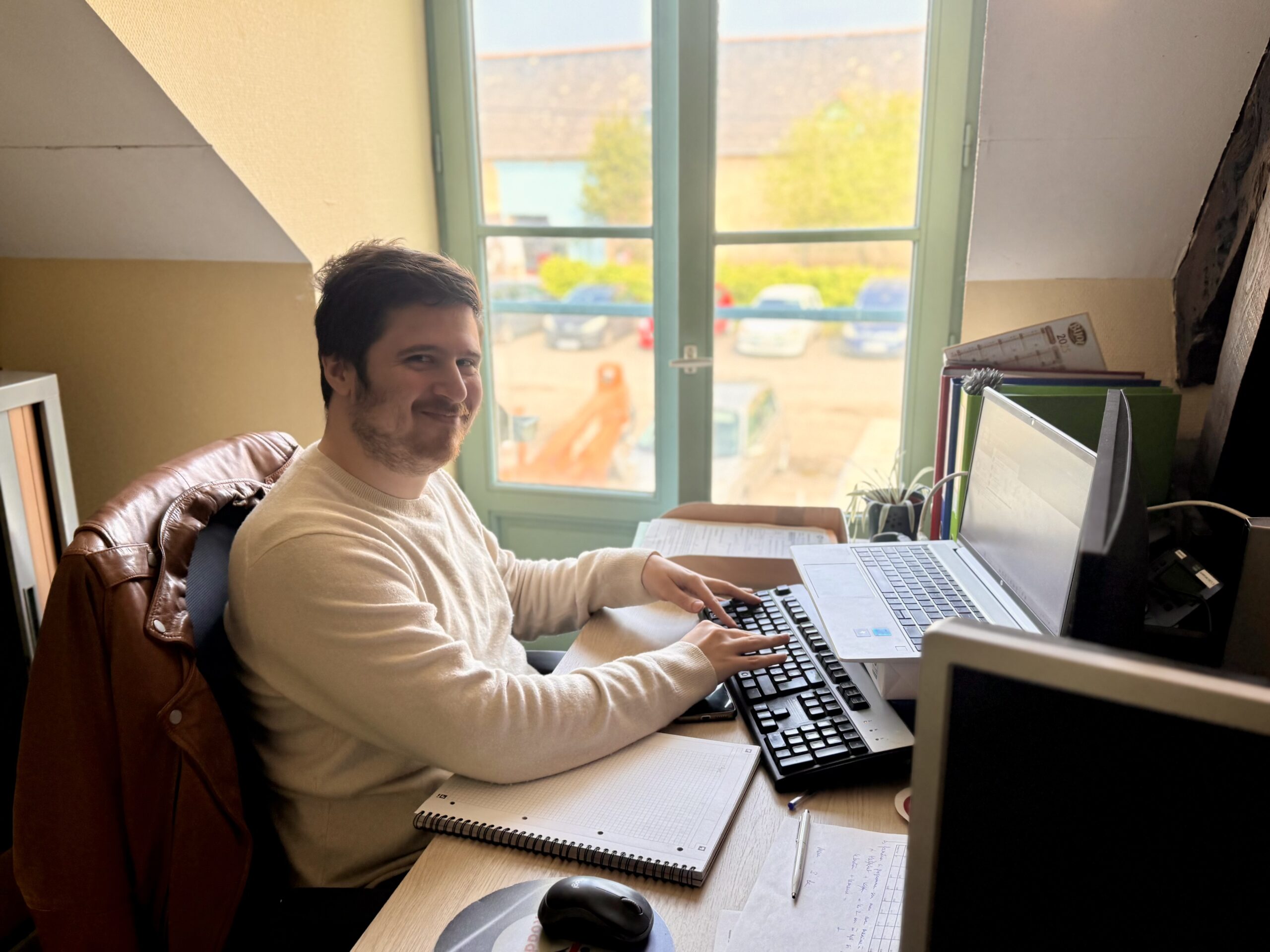 Enzo, Gestionnaire Ressources et Planning de Tribord
